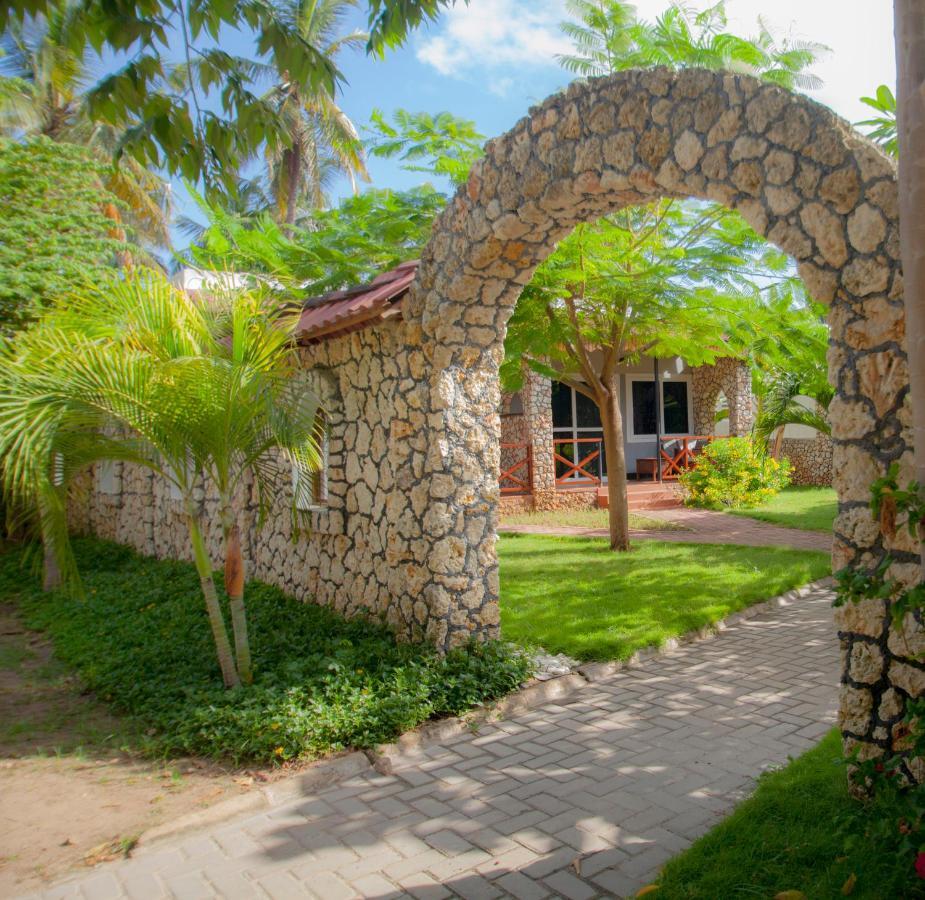 Kijiji Beach Resort Dar es Salaam Exterior foto