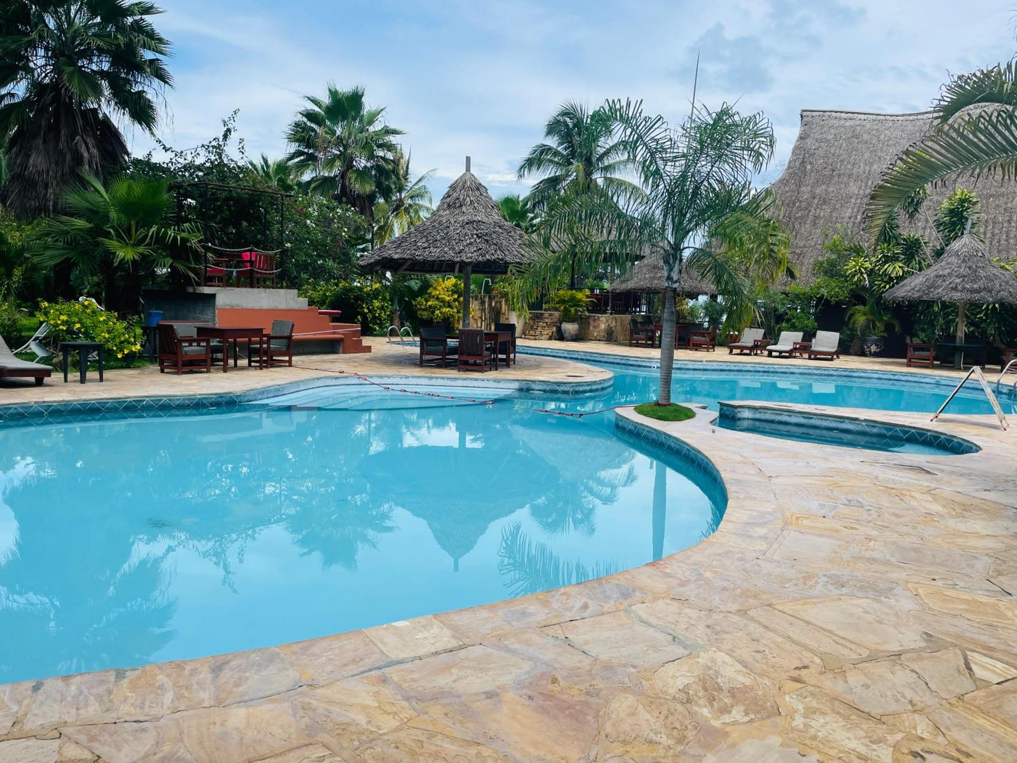Kijiji Beach Resort Dar es Salaam Exterior foto