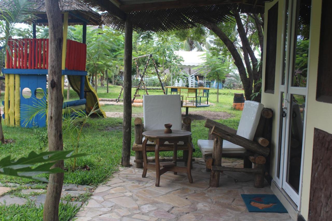 Kijiji Beach Resort Dar es Salaam Exterior foto